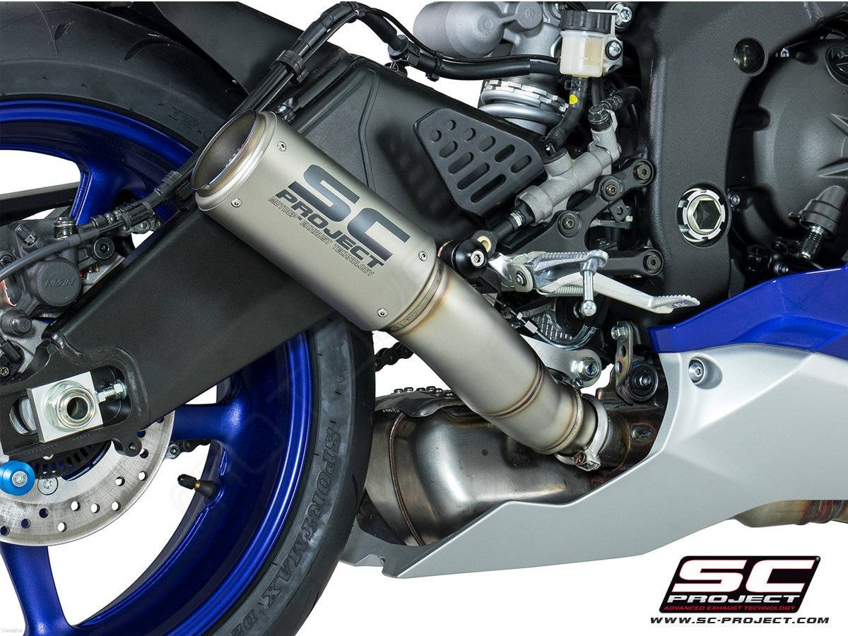 CR T Exhaust